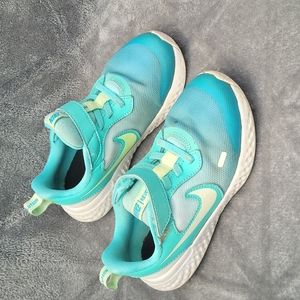 11.5 Nike Sneakers